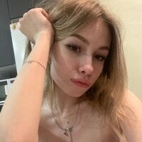 Sara_kaya webcam model