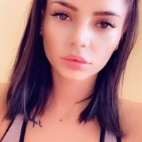 rebeccamikelson Adlı Modelin Çevrimdışı Sohbet Odası