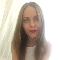 Cassie_Sexxx's Offline Chat Room