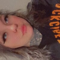 MilfnCookies666's Offline Chat Room