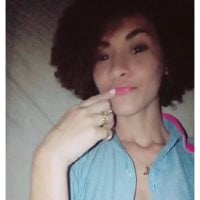 lissa_sexy18's Offline Chat Room