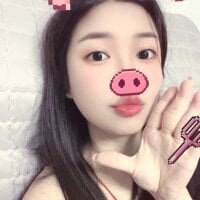 Qingqing168 webcam model