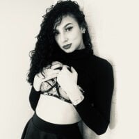 Karolinariveroxxx18のオフラインチャットルーム