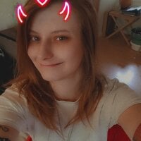 BiSexualExhibist24's Offline Chat Room