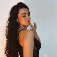 IsaConnor: изображение аватарки