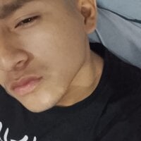 Adrian_-22 webcam