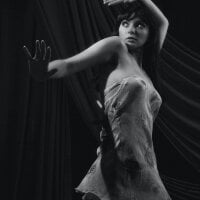 ElleFrieda 오프라인 채팅방