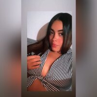 abigail_thompson_'s Offline Chat Room