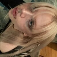pinkytwinky webcam