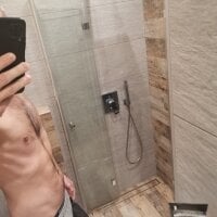 Offline chatovací místnost alldeepholesperver@xh