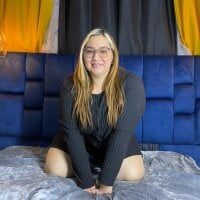 Victoria_Mercier webcam