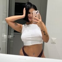 sweetsafi webcam model