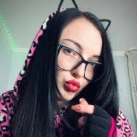 EmmaFlirtyS webcam model