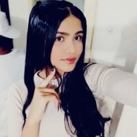 Chiara_latina webcam model