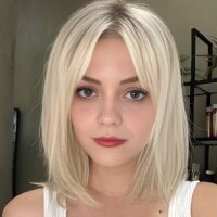 MaydaCharton webcam model