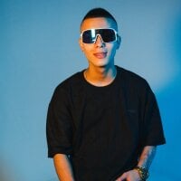 Dereck_Boy8 webcam model