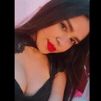 rossee_xxx Adlı Modelin Çevrimdışı Sohbet Odası