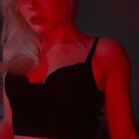 mellowedAX's Offline Chat Room