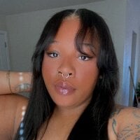 Офлайн-чат sexxxie_vee