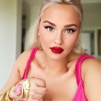 Angellfanzz fully nude on webcam for live porn video chat