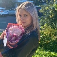 Offline chat soba modela AnnaWarren