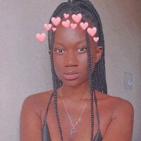 MarciaNgwenya's Offline Chat Room