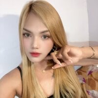 DominantHuge_Jasmine webcam