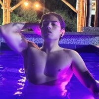 LiamRidesr webcam model