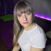 OutgoingDivision Adlı Modelin Çevrimdışı Sohbet Odası