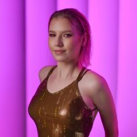 LiliLinn's Profile Photo