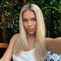 ChloeVelvet webcam