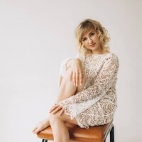 MeryMidnight webcam model