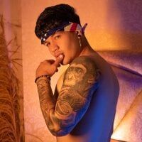 MikkeHunter's Avatar Pic