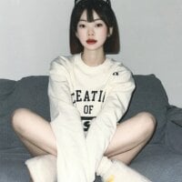 NinaHMiu webcam
