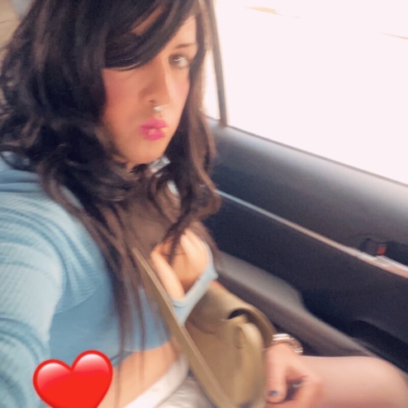 Blakelytgirl live cam profile