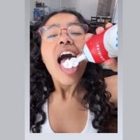 SweetPeachesz's Avatar Pic