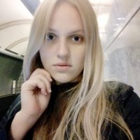 CeliaMilas' Offline Chat Room