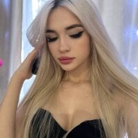 MollyArnold's Avatar Pic