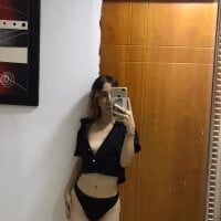 carolina_glosh's Offline Chat Room