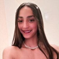 Megan_Noha