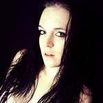 AshLynn2014's Offline Chat Room