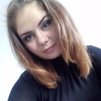 Carlinne офлайн чат стая