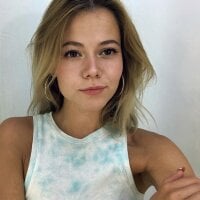 Quenita_baby's Offline Chat Room