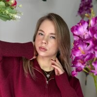 FelishaLaskin model avatar