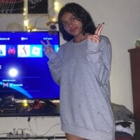 Nezuko-uWux webcam
