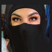 Hornypantera's Offline Chat Room