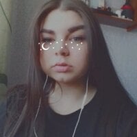 BellaMolbefi webcam