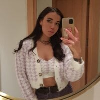Jessy_flawless' Offline Chat Room