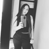 Danisex_Reina's Offline Chat Room