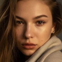 luna_lust_212 webcam model